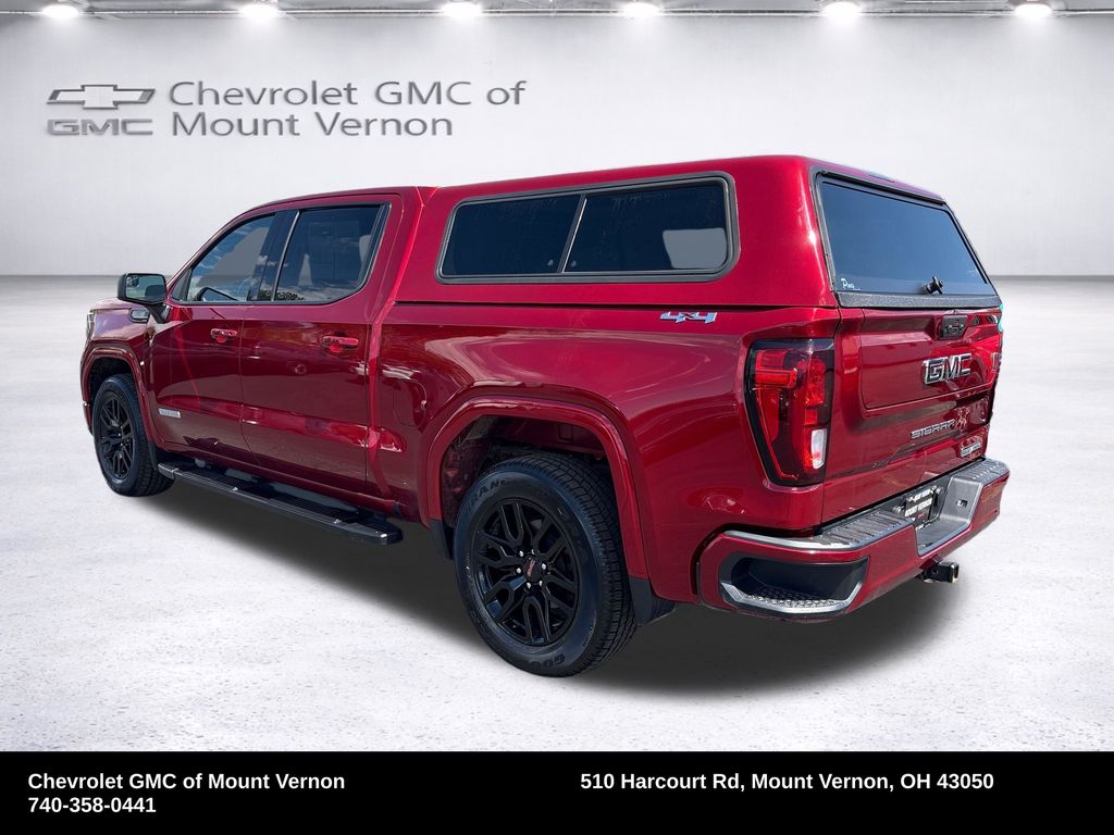 View vehicle photo 7