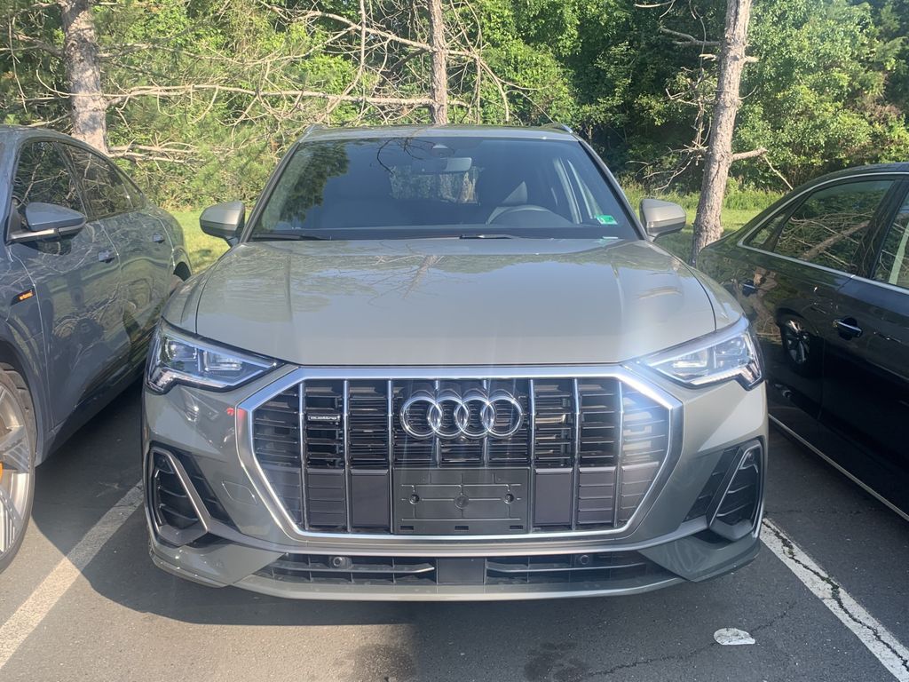 Thumbnail: 2025 Audi Q3 - 2