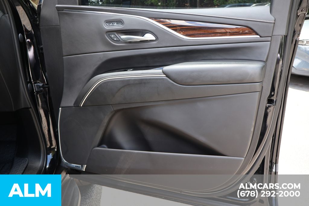 Used 2023 Black Cadillac Luxury image 31