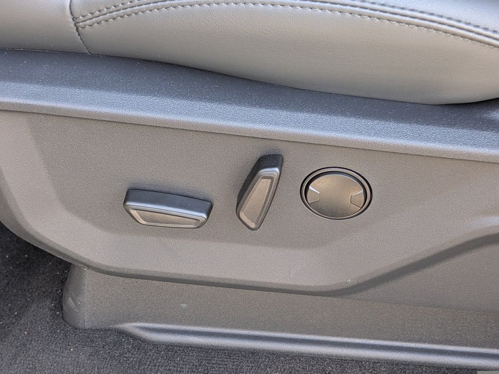2026 Ford Expedition Max Active MAX