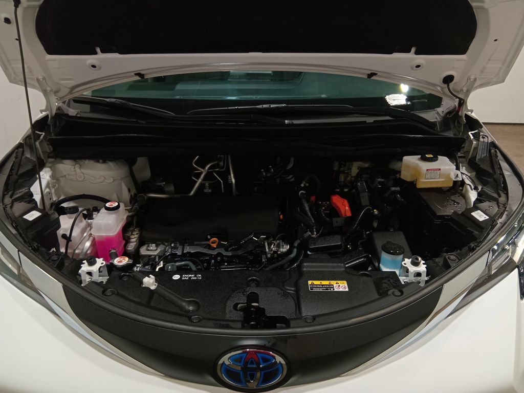 2023 Toyota Sienna LE