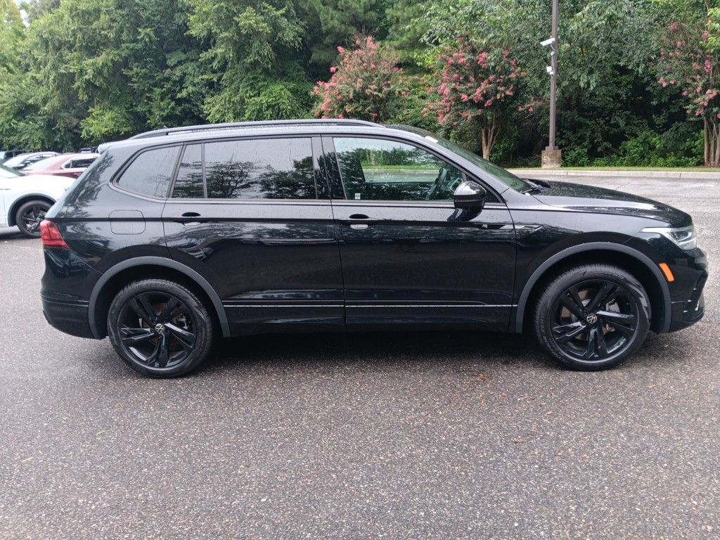 2024 Volkswagen Tiguan 2.0T SE R-Line Black 6