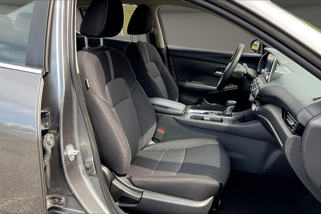 Used 2024 Nissan Sentra Sedan