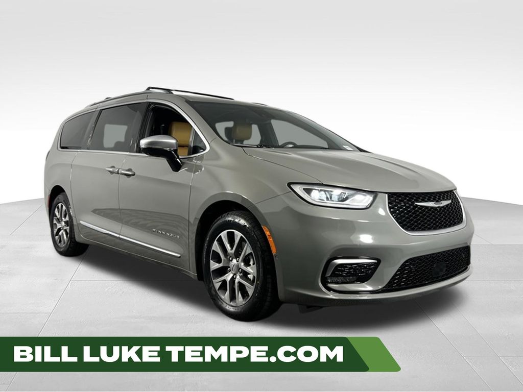 Ceramic Gray Clearcoat 2023 Chrysler Pacifica Hybrid Pinnacle FWD Minivan Front-Wheel Drive Continuously Variable Transmission