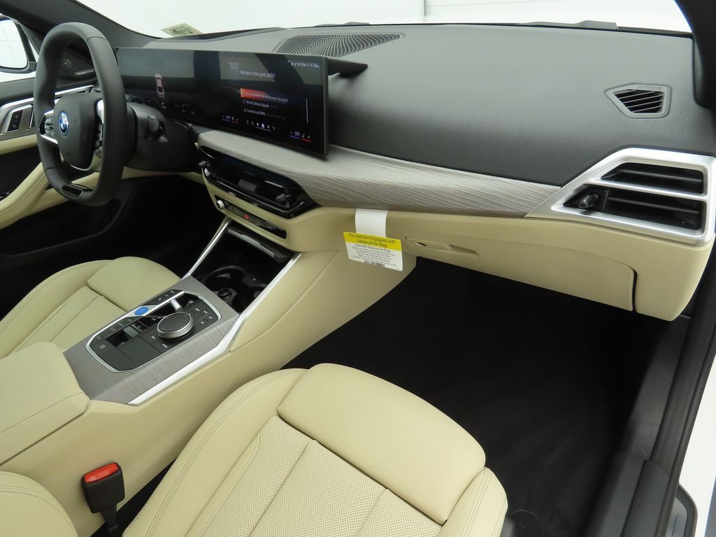 2025 BMW i4 eDrive40 17