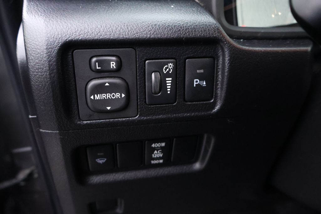 Thumbnail: 2019 Toyota 4Runner - 20