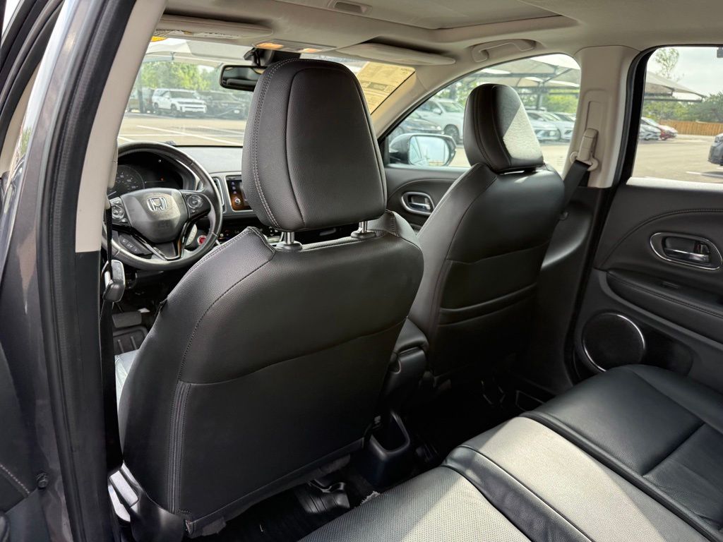 Thumbnail: 2021 Honda HR-V - 23