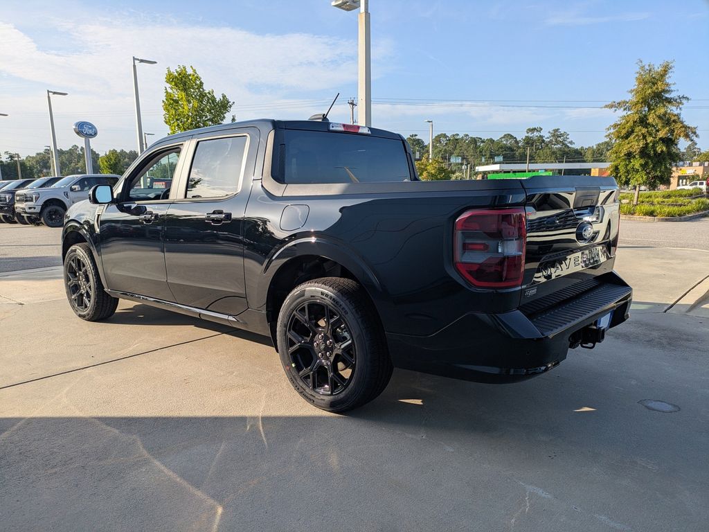 2026 Ford Maverick Lobo Standard