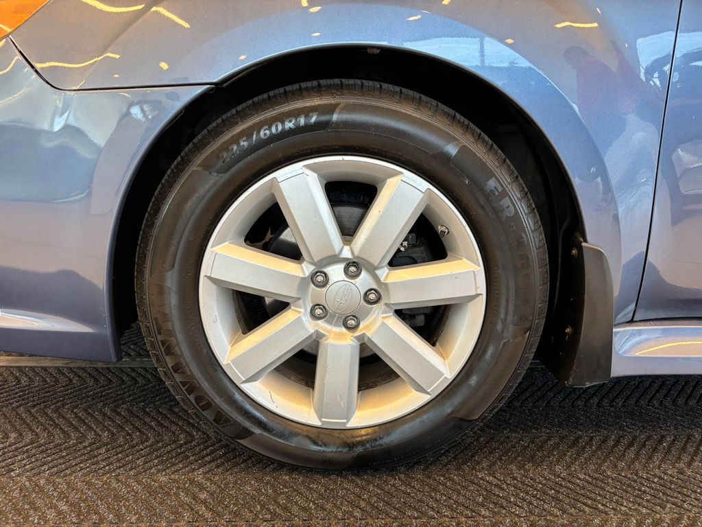 2014 Subaru Legacy 2.5i
