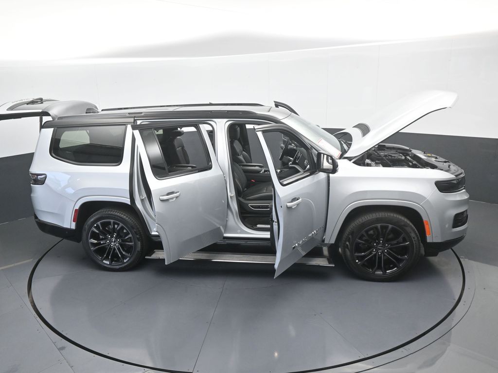 Used 2024 Silver Zynith Jeep Series II image 33