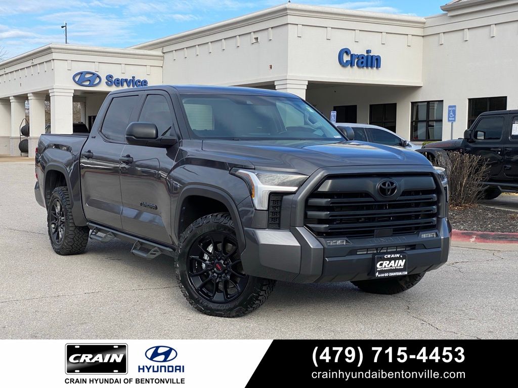 2024 Toyota Tundra SR5 CrewMax Cab 4WD