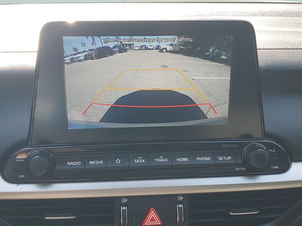 Used 2020 Silver Kia LXS image 17