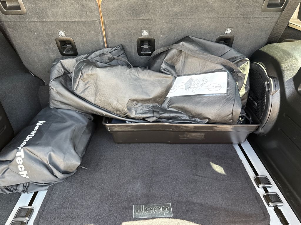 Used 2022 Jeep Wrangler SUV