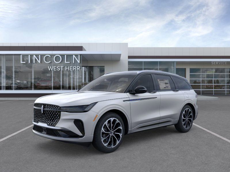 New 2026 Silver Lincoln Reserve image 2