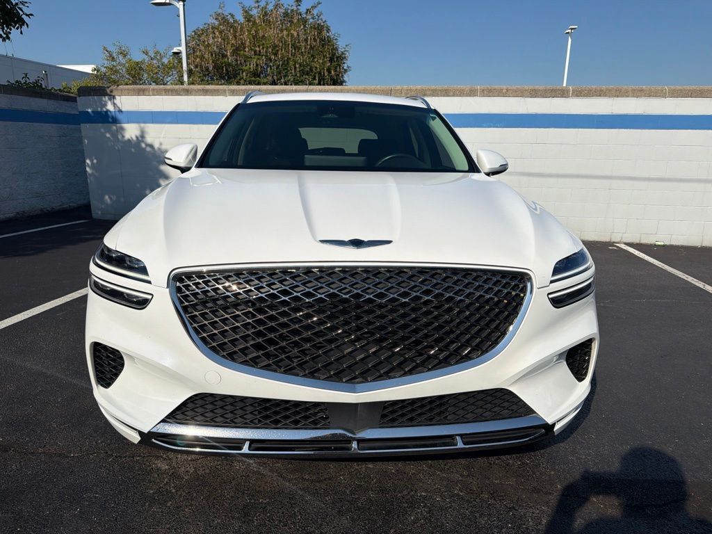 Thumbnail: 2022 Genesis GV70 - 8
