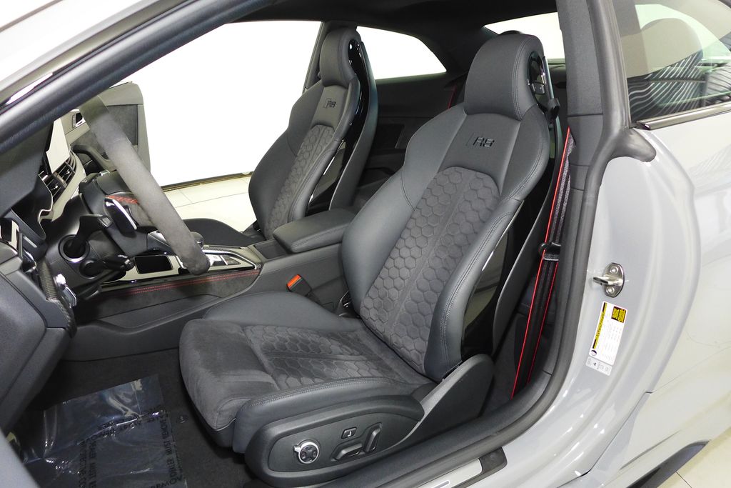 2024 Audi RS 5  23