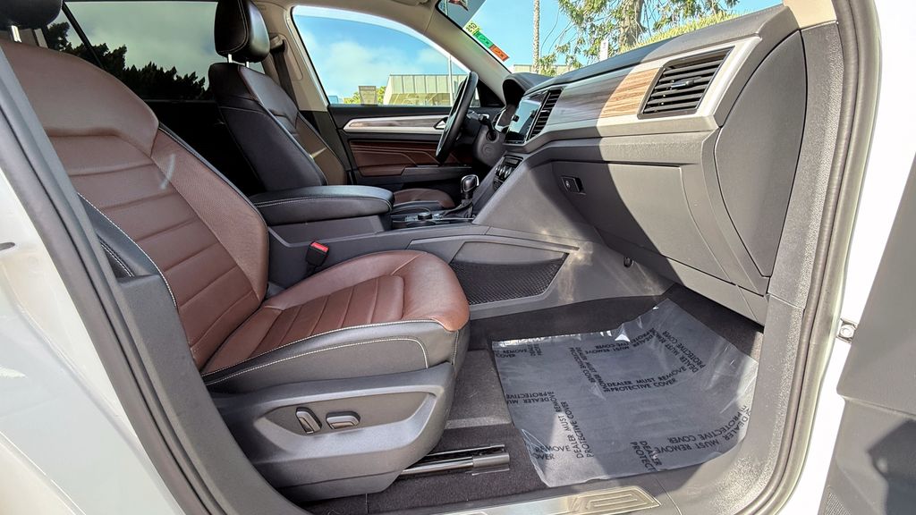 Used 2021 Volkswagen Atlas SEL Premium 4D Sport Utility