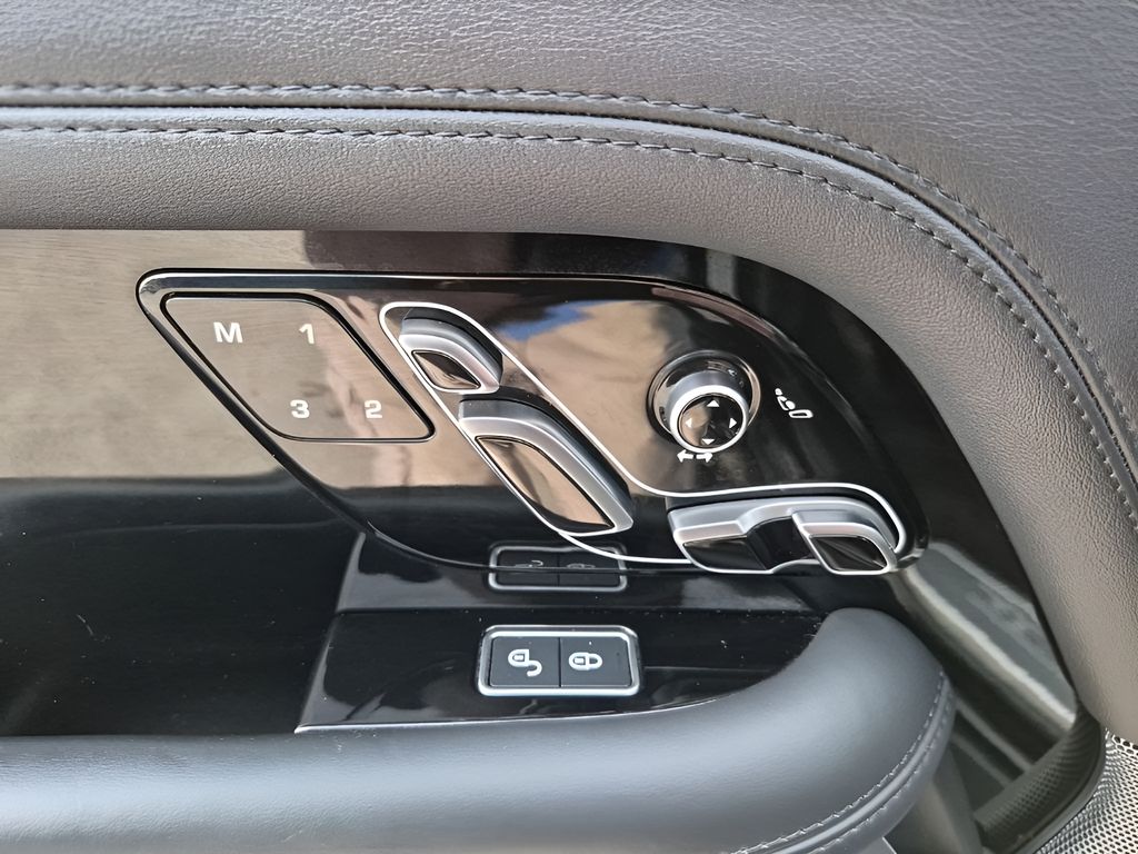 Used Car 2020 Land Rover Range Rover  Hse For Sale Under $35,000 In Austin, Texas