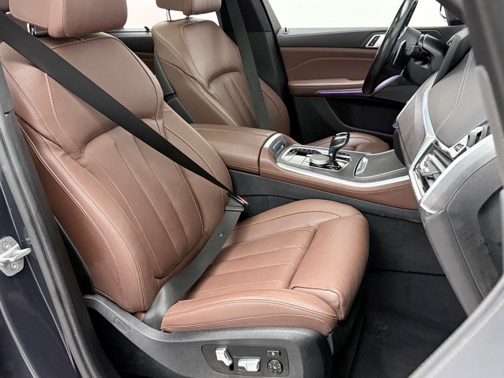 Thumbnail: 2020 BMW X5 - 26