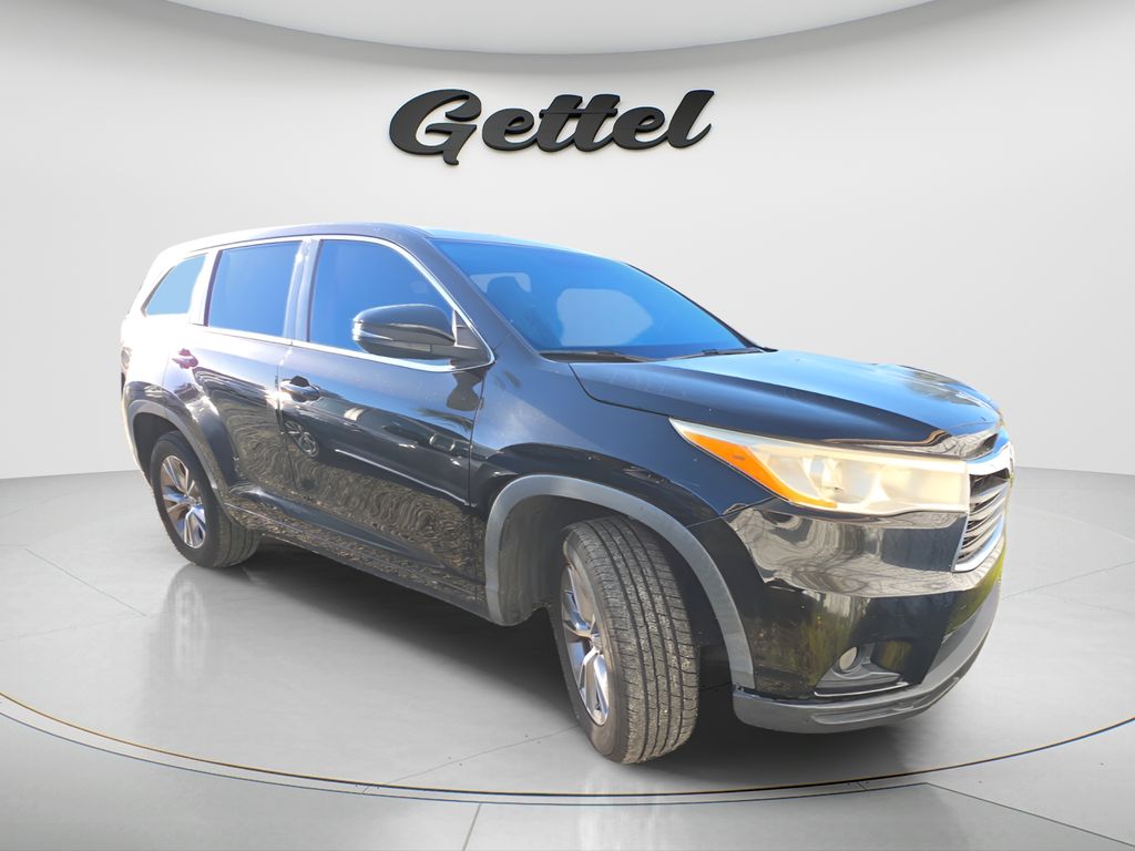 View vehicle photo 2