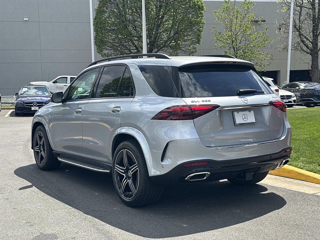 Thumbnail: 2026 Mercedes-Benz GLE - 7