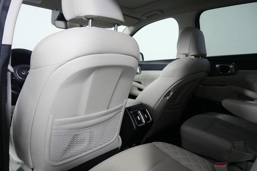 Thumbnail: 2021 Kia Sorento - 19