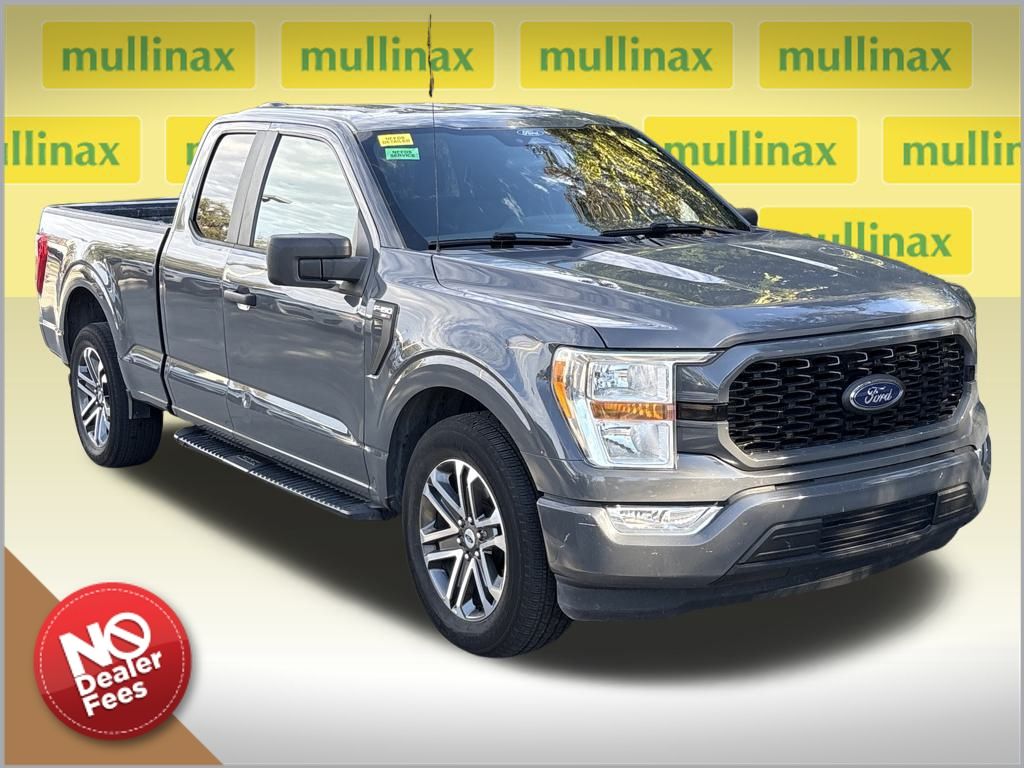 2021 Ford F-150 XL's photo