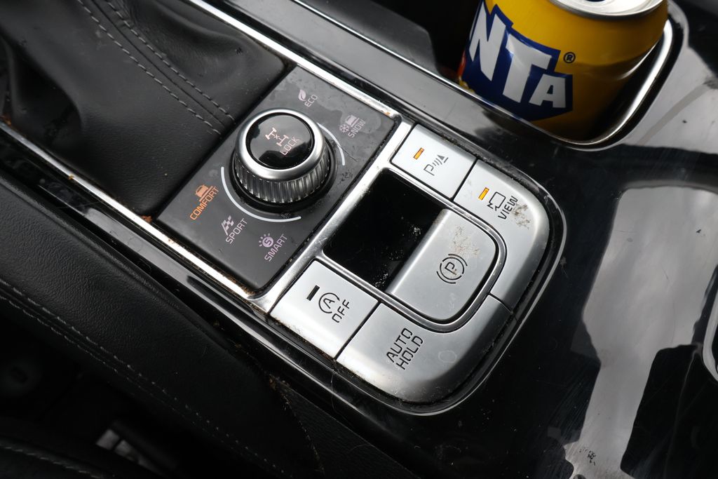Thumbnail: 2021 Kia Telluride - 31