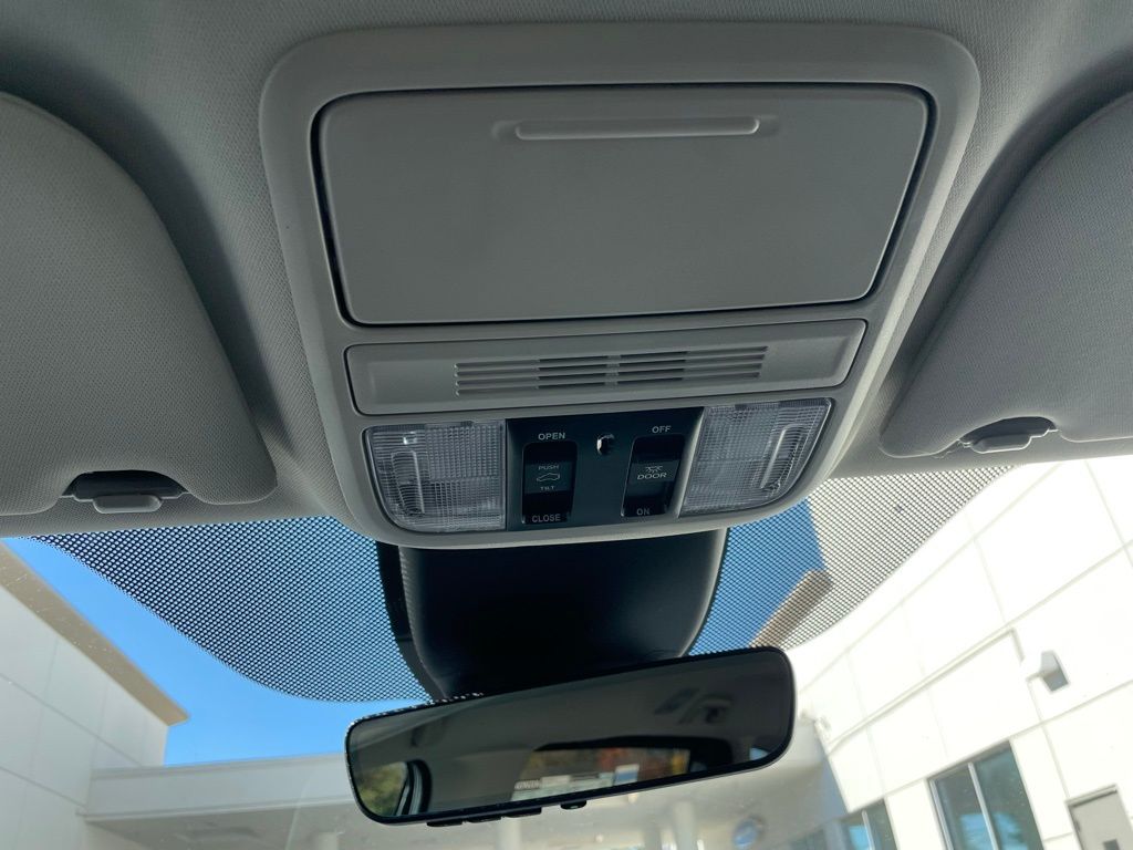 Thumbnail: 2026 Honda Odyssey - 16