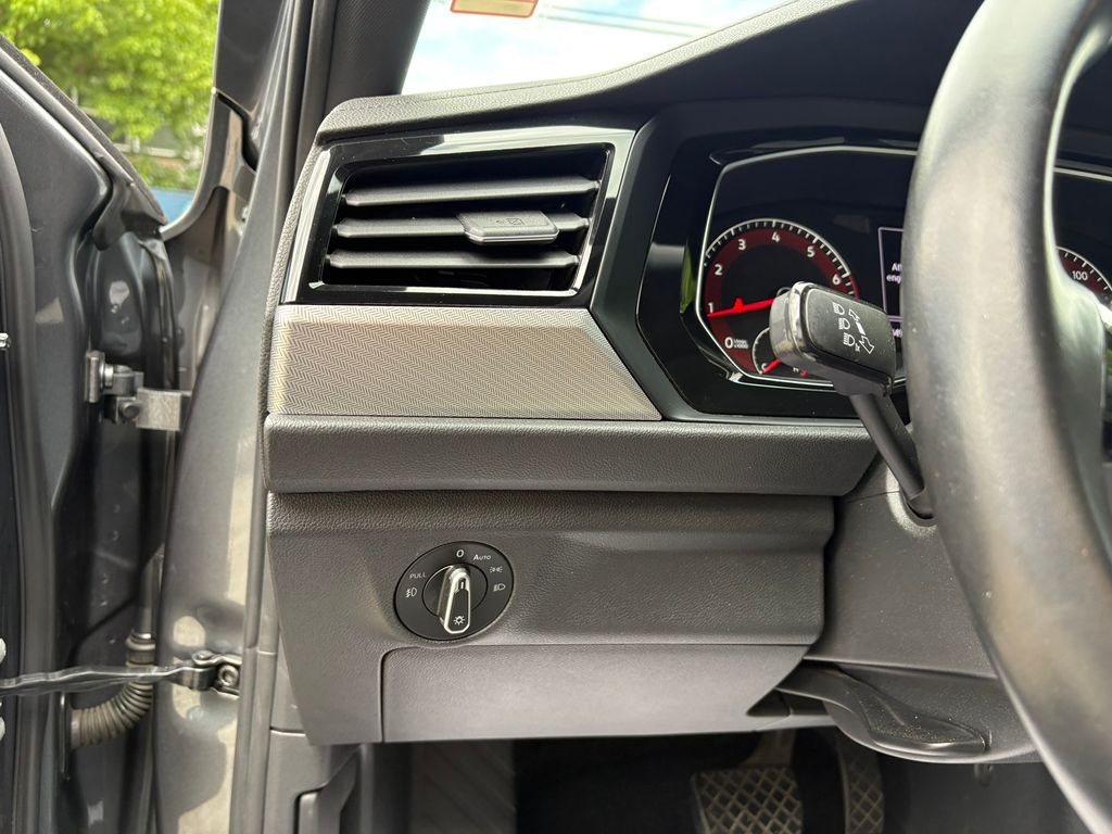 2021 Volkswagen Jetta R-Line