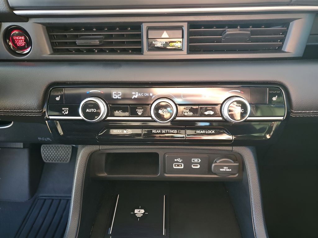 Used Car 2025 Honda Pilot  Touring For Sale Under $50,000 In Austin, Texas