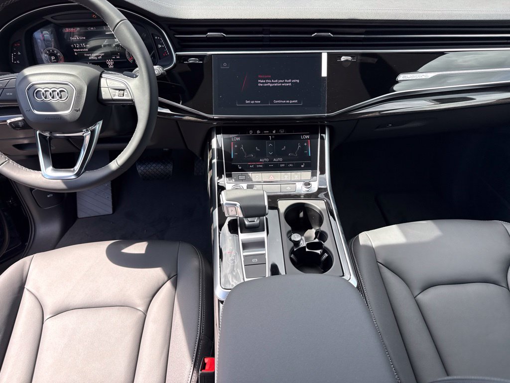 Thumbnail: 2026 Audi Q7 - 26