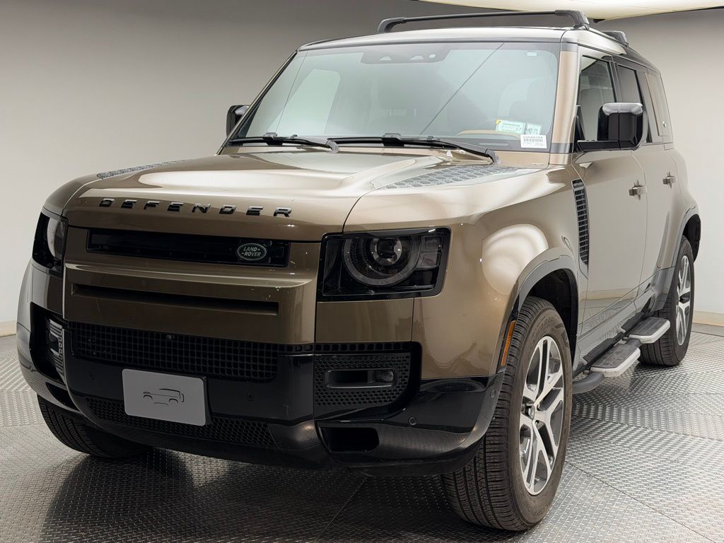 Thumbnail: 2024 Land Rover Defender - 1