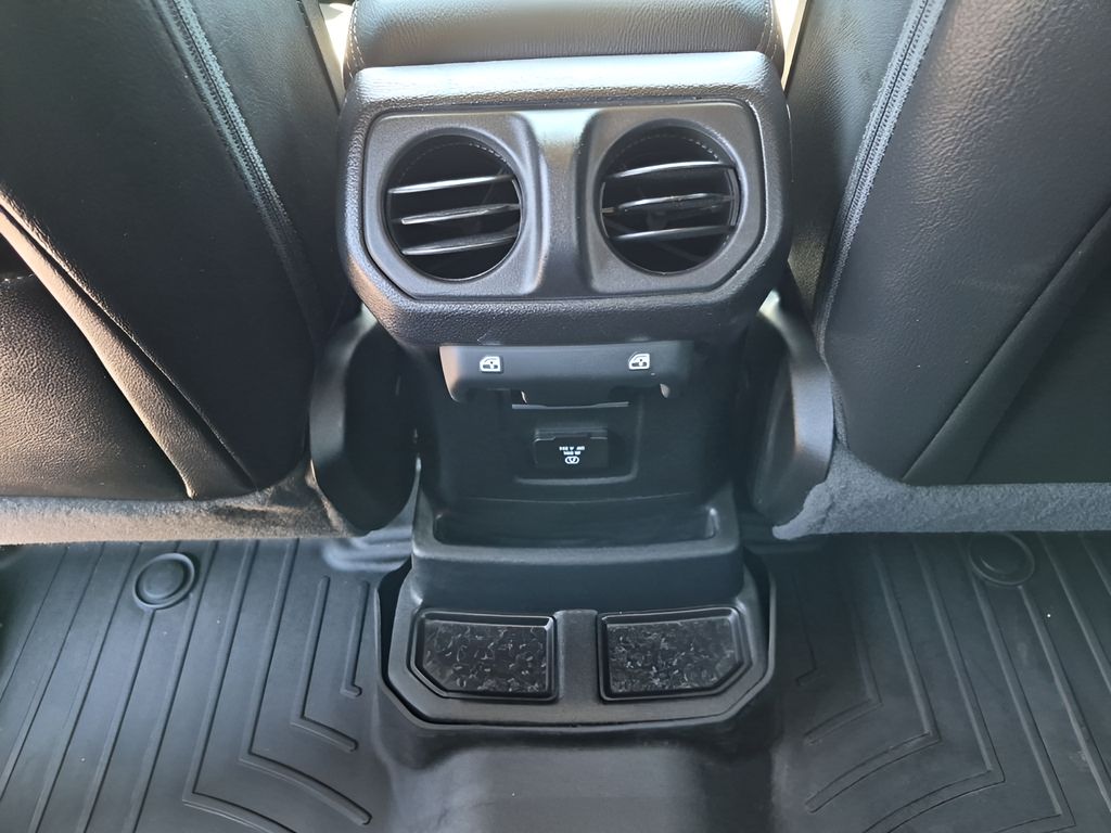 Used Car 2020 Jeep Wrangler  Unlimited Sahara For Sale Under $25,000 In Austin, Texas