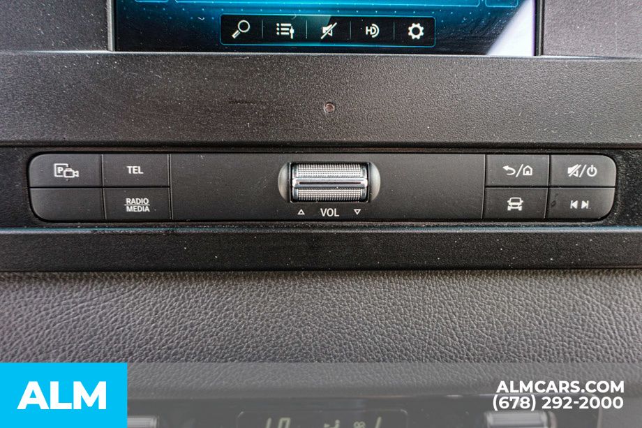 Used 2024 White Mercedes-Benz Passenger 144 WB image 44