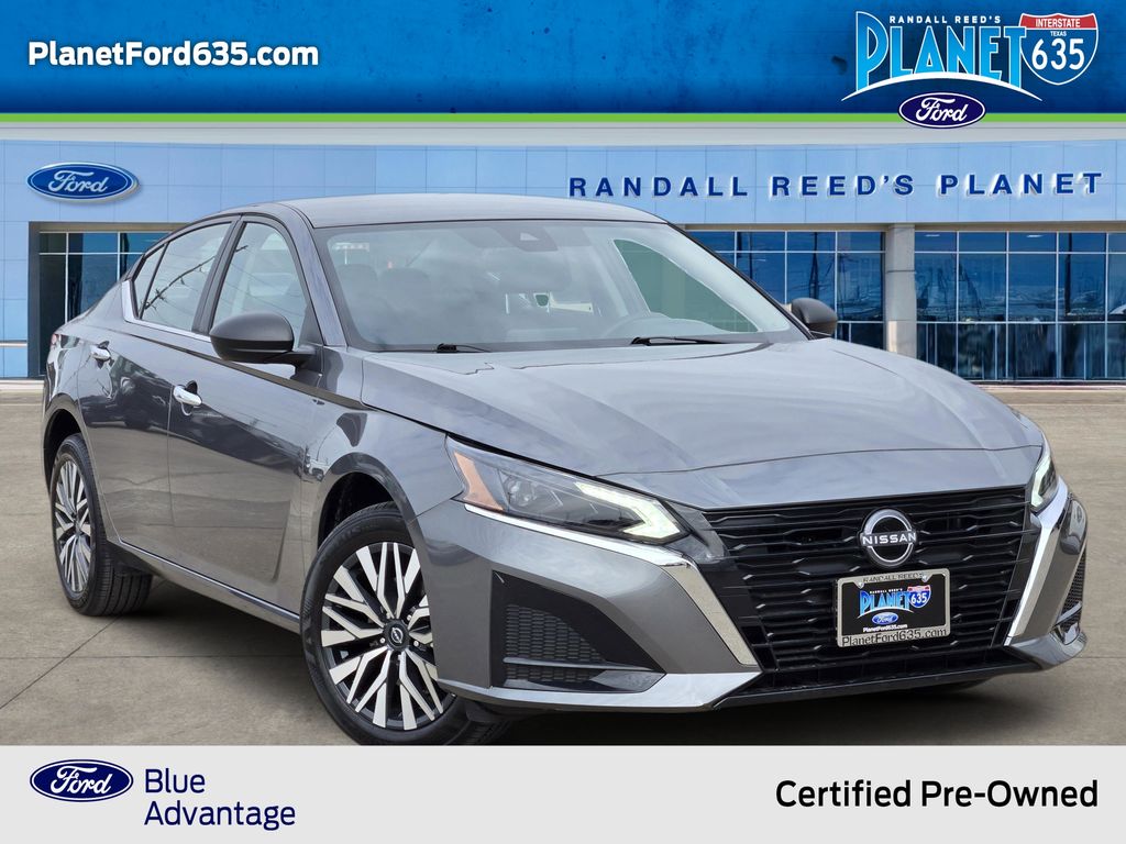 Gray (Gun Metallic) 2025 Nissan Altima 2.5 SV AWD Sedan All-Wheel Drive Continuously Variable Transmission