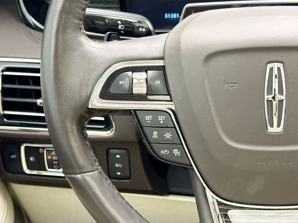 Thumbnail: 2023 Lincoln Navigator L - 14