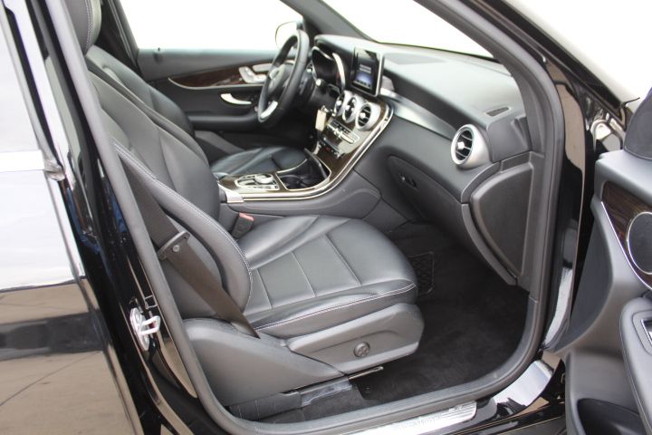 Used Car 2017 Mercedes-benz Glc  Glc 300 For Sale Under $10,000 In Georgetown, Texas