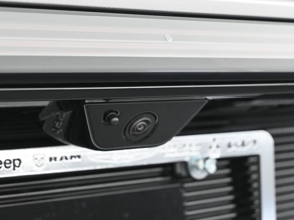 New 2026 Silver Zynith Jeep Summit Obsidian image 36