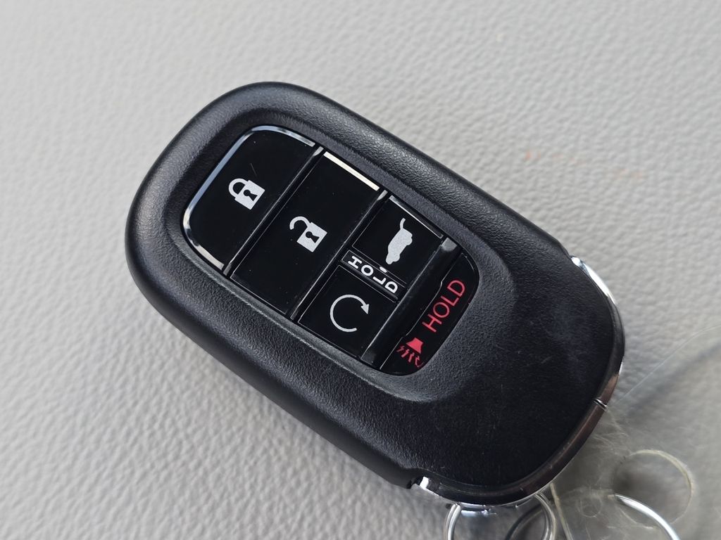 Certified Used 2024 White Honda EX-L image 33