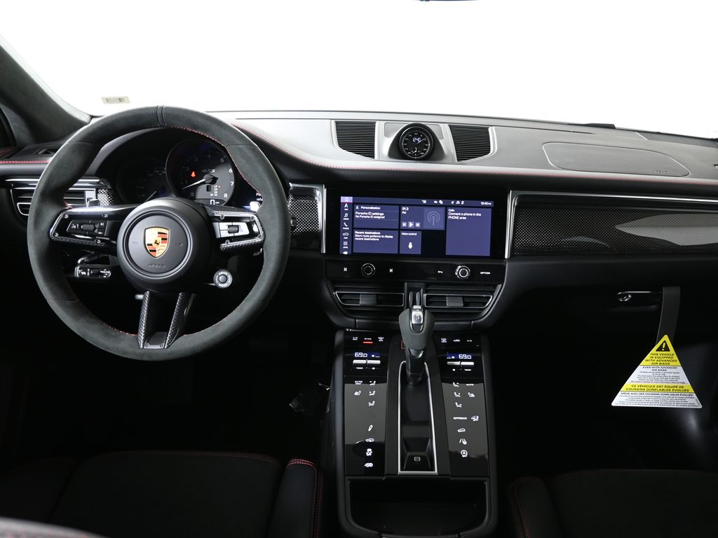 Thumbnail: 2026 Porsche Macan - 16