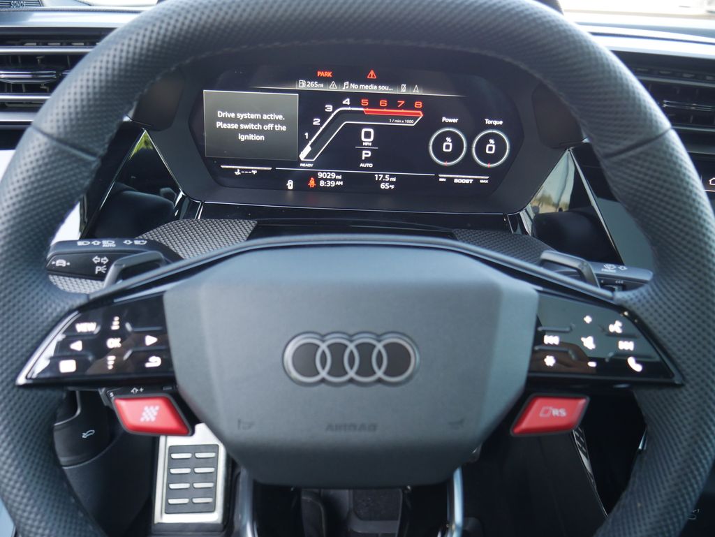 Thumbnail: 2025 Audi RS 3 - 21