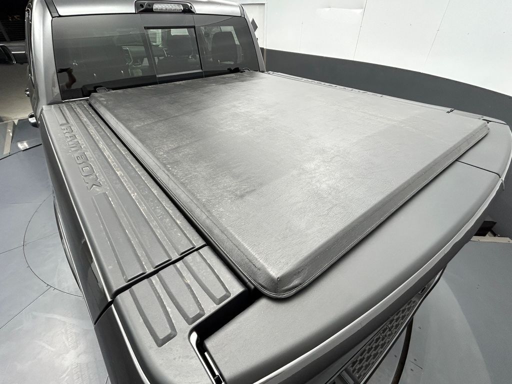 New 2026 Granite Crystal Metallic Clearcoat Ram Tungsten image 47