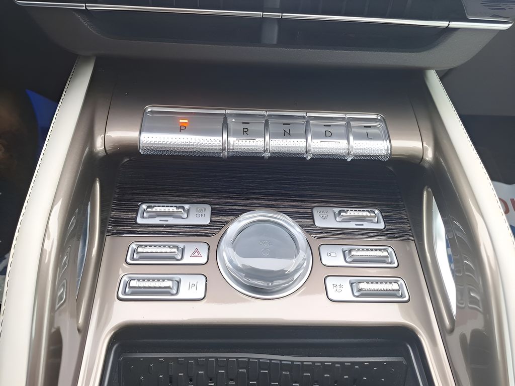 2025 Lincoln Nautilus