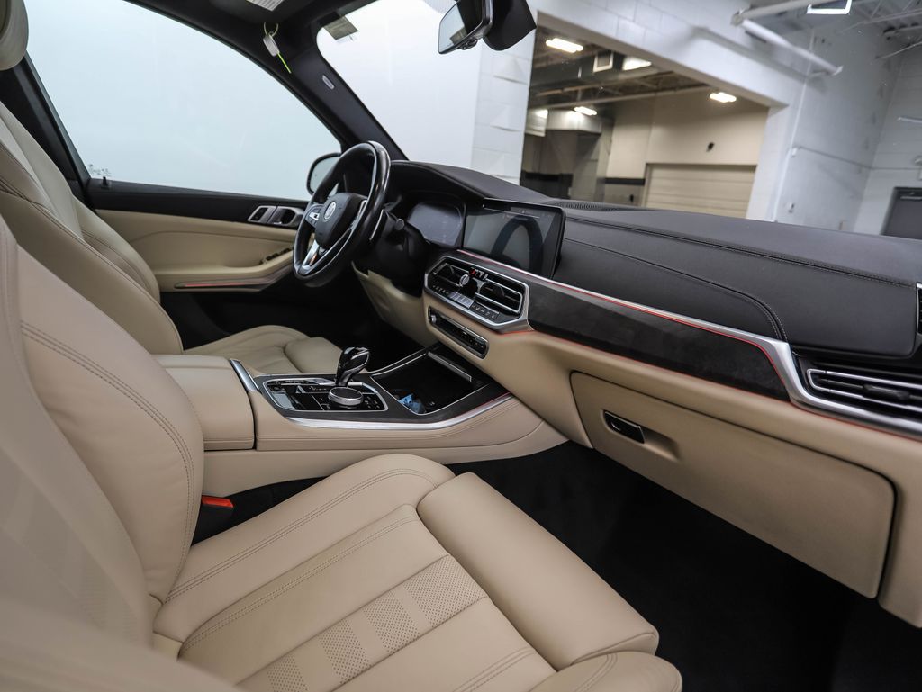 Thumbnail: 2022 BMW X5 - 30