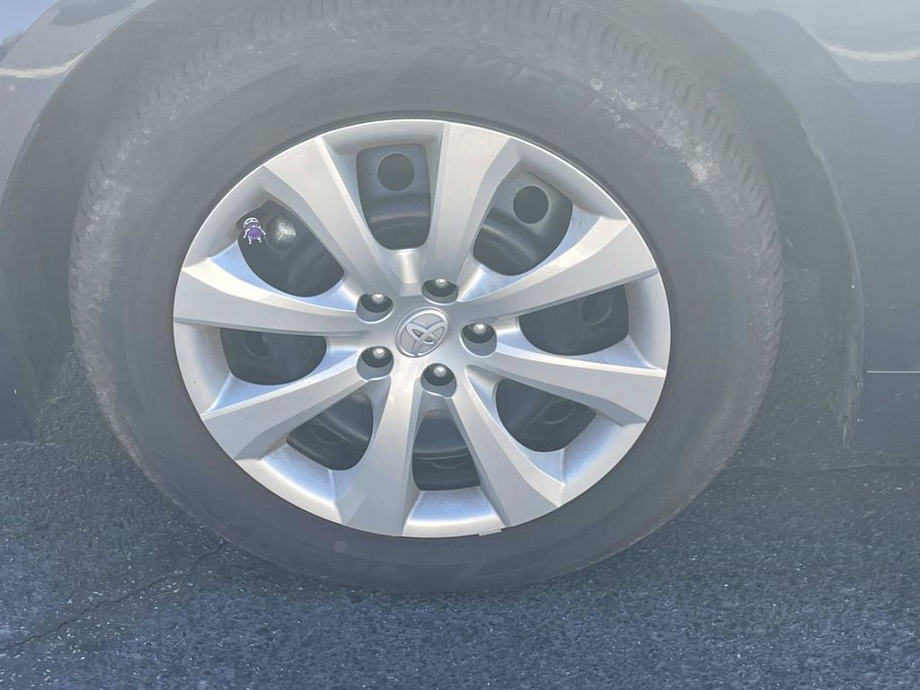 Used 2026  Toyota LE image 9