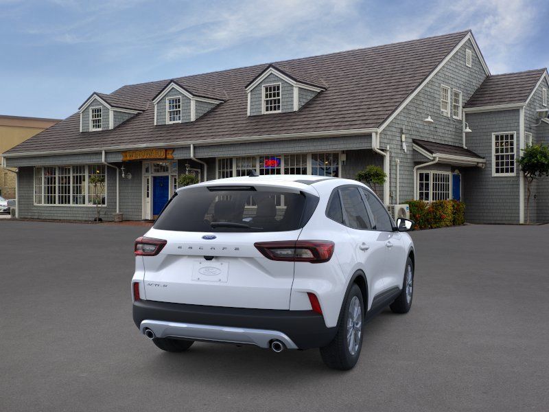 Used 2025 Silver Ford Active image 8