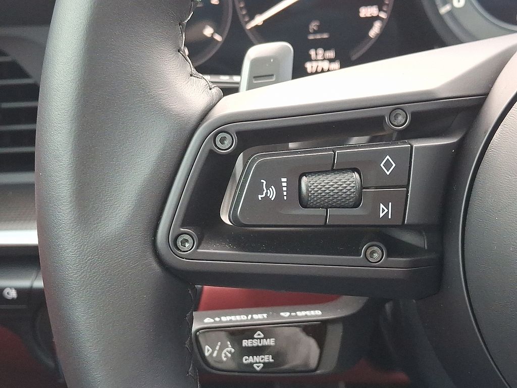 Thumbnail: 2024 Porsche 911 - 23