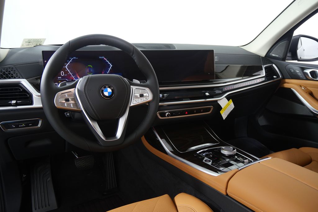 Thumbnail: 2026 BMW X7 - 20