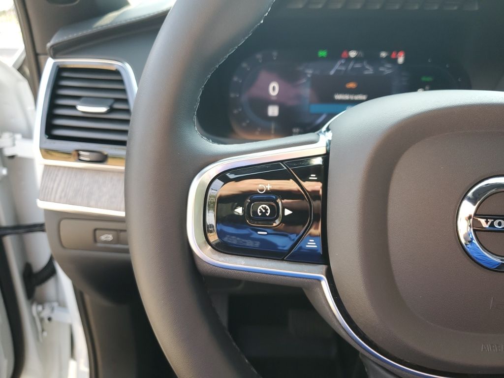 Used Car 2024 Volvo Xc90 Recharge Plug-in Hybrid  Ultimate For Sale In Austin, Texas